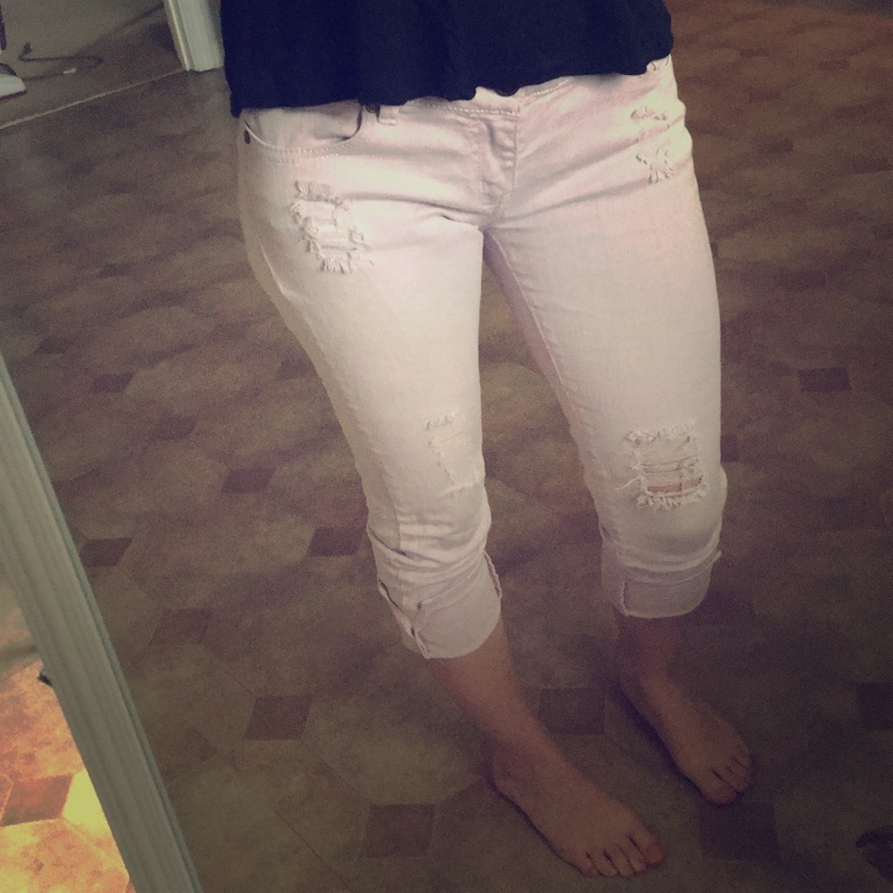 Pale pink Capri